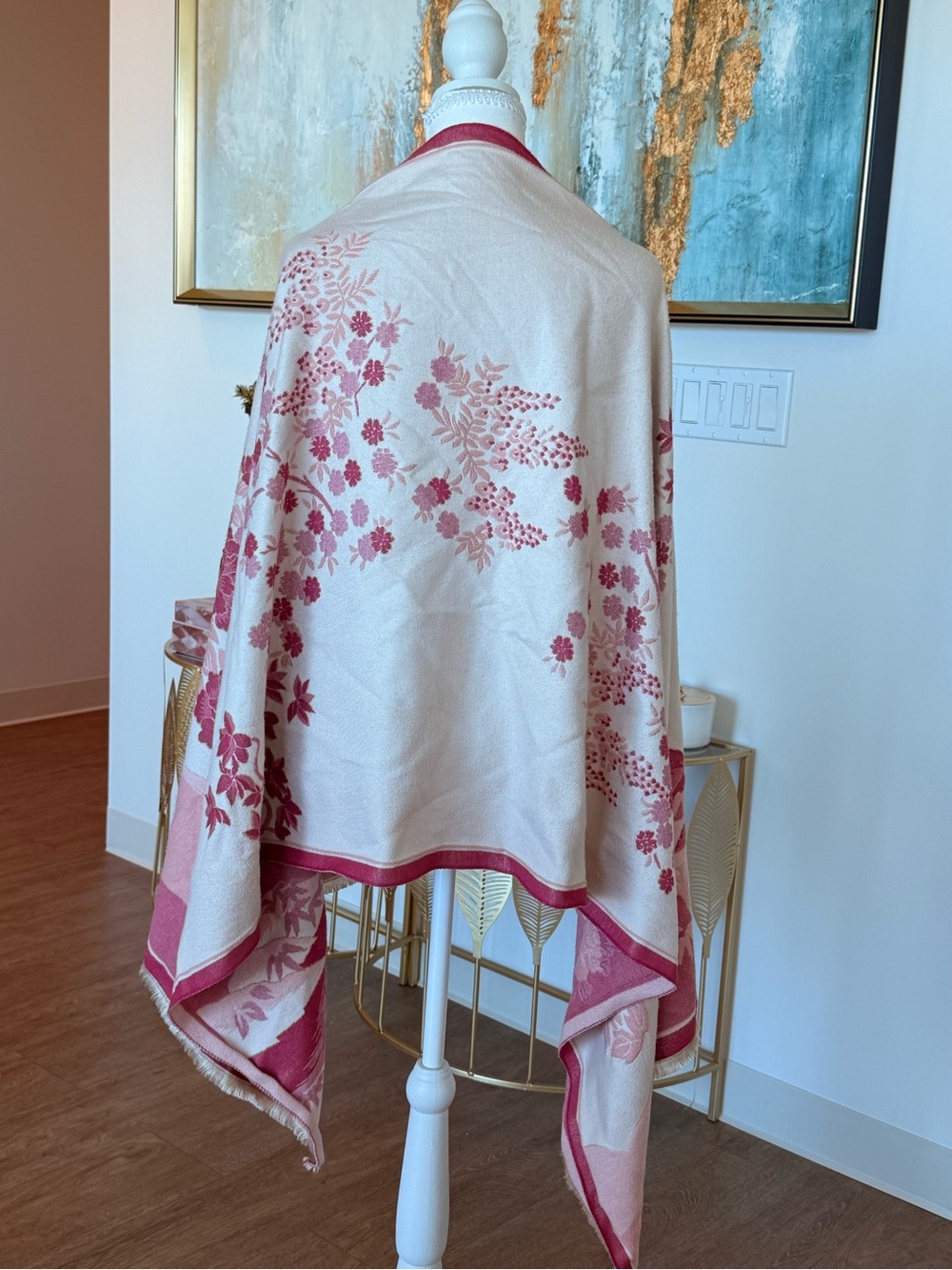 Two oversized winter scarves - Picture 3 of 6